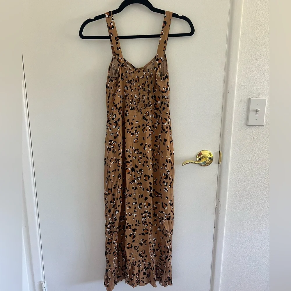 Leopard Dress - Picture 2 of 3